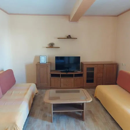 Lucija Appartement *