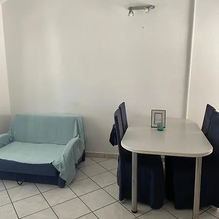 Lucija Brodarica (Sibenik-Knin)