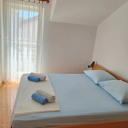 Lucija *