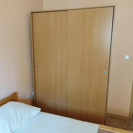 Lucija * Brodarica (Sibenik-Knin)
